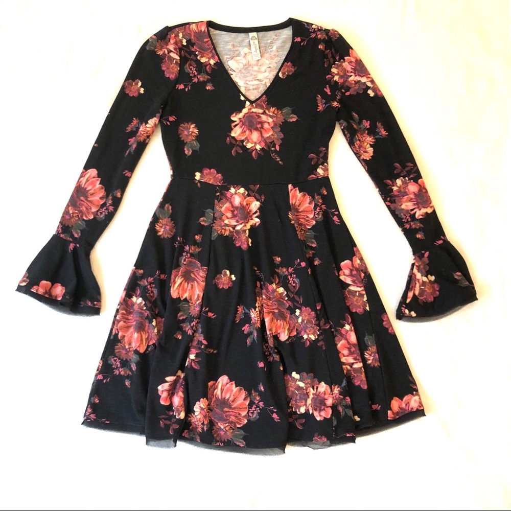 American Rag Black Floral Print Long-Sleeve Dress size XS